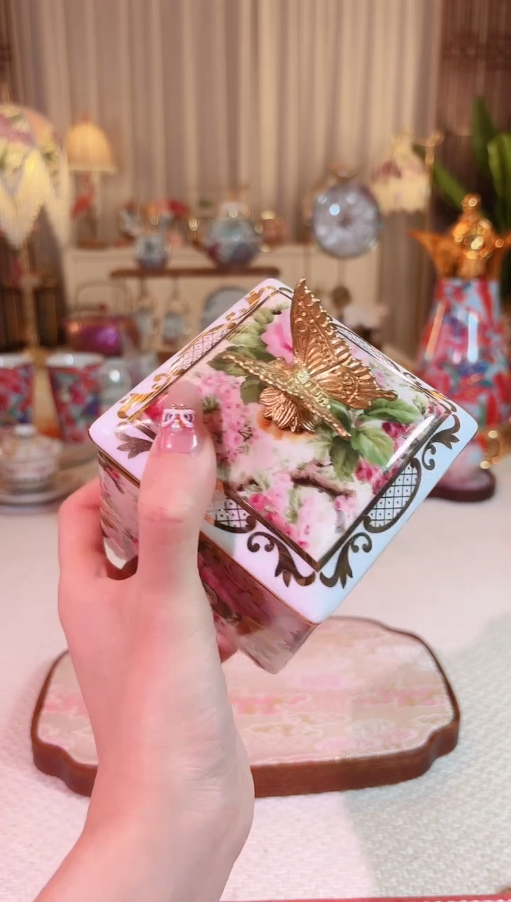 【闪购商品】瓷怦然心动 盖盒