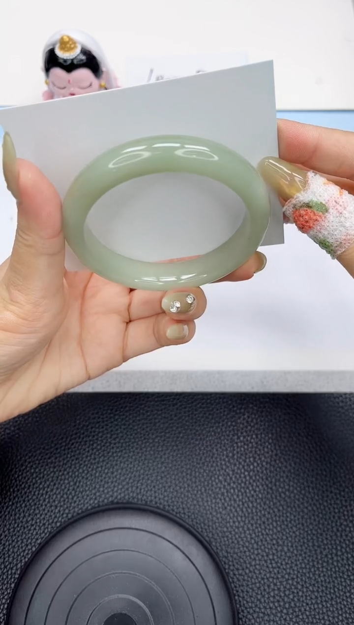 石英质玉手镯未镶嵌59-56.3