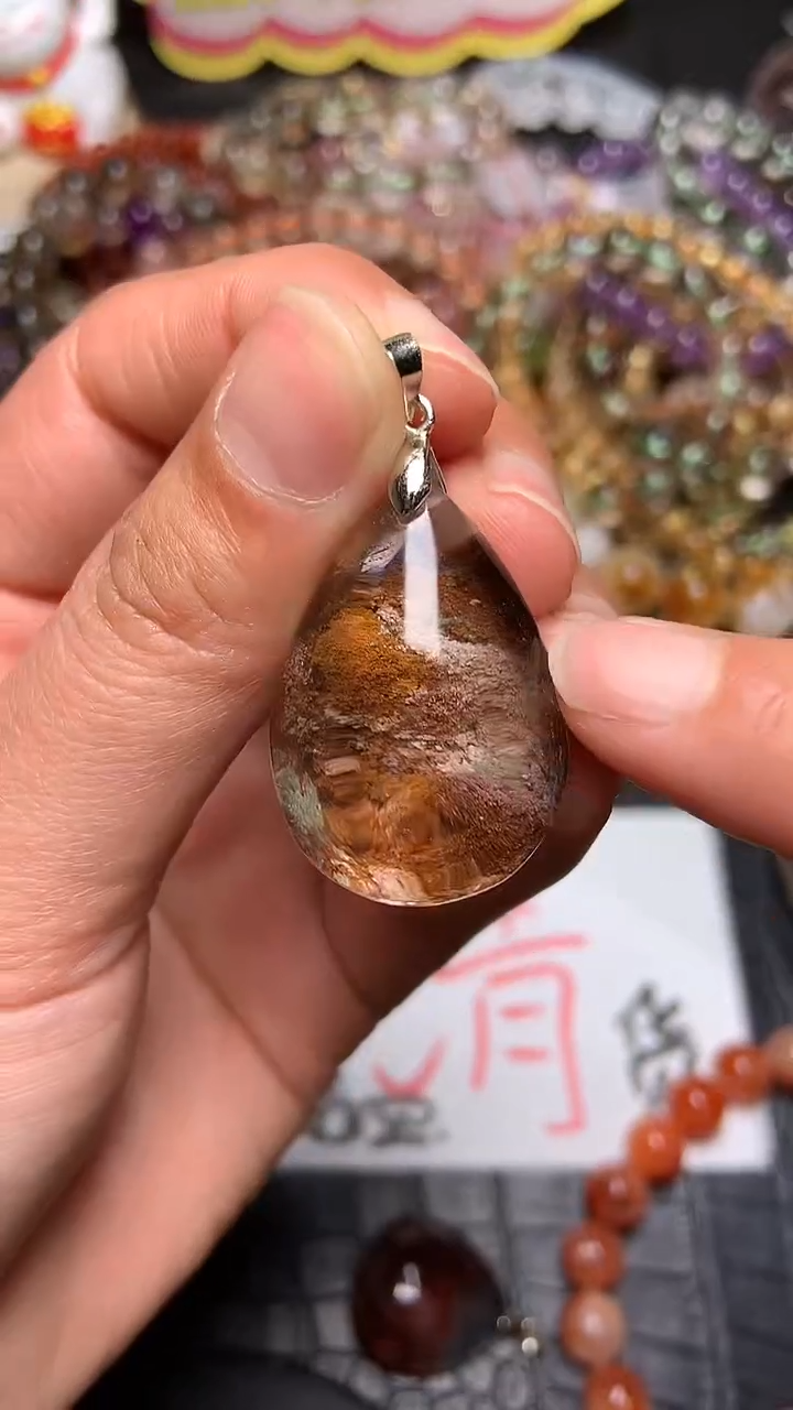 【闪购商品】水晶吊坠(赠链)未镶嵌138