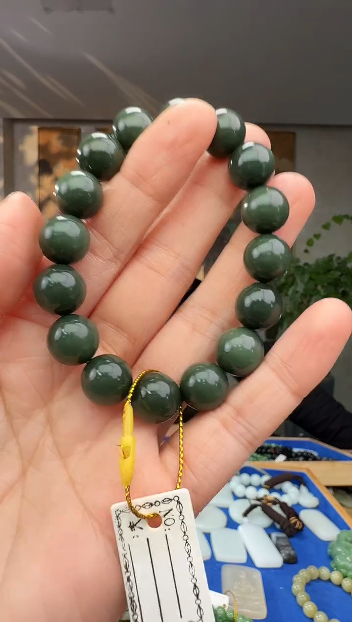 未镶嵌和田玉挂件拍一发一