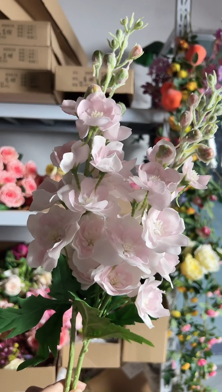 2枝粉色手感保湿飞燕