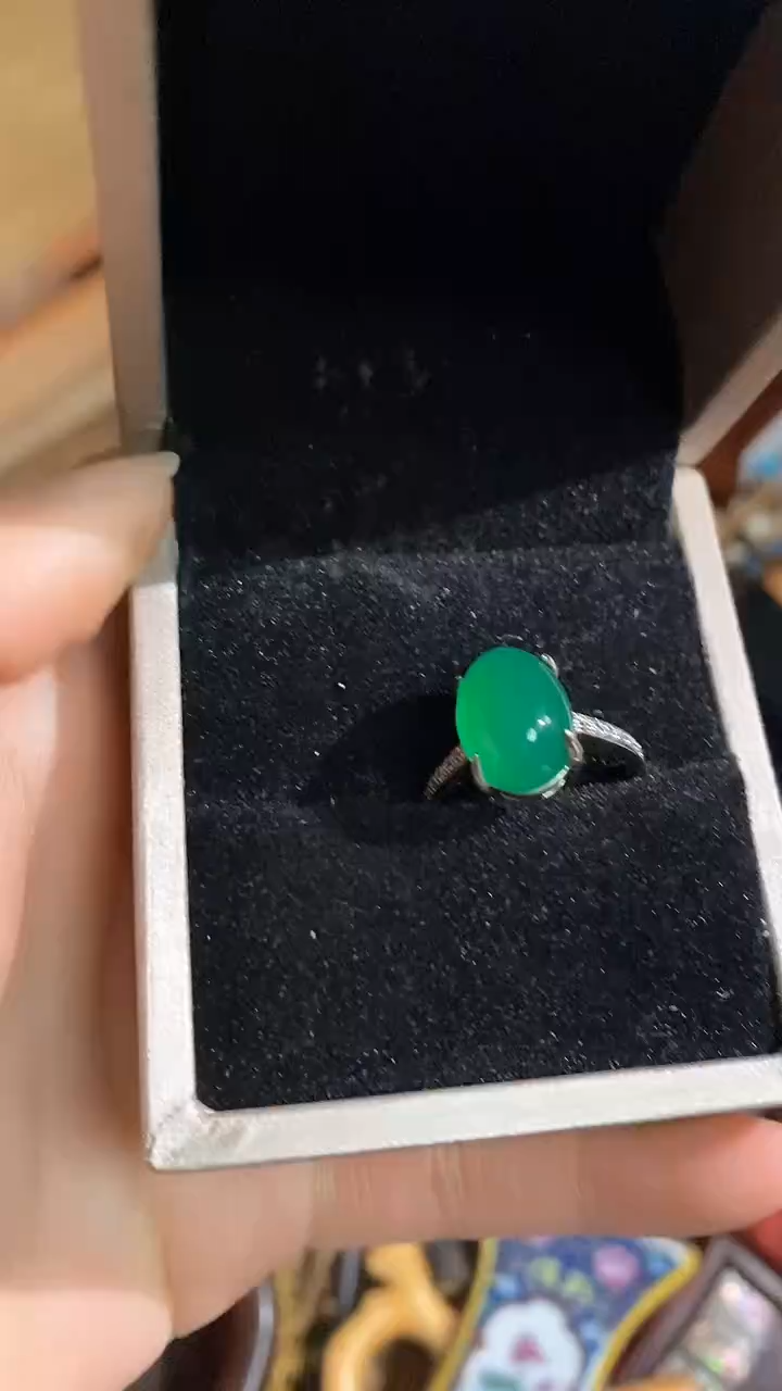 【闪购商品】翡翠戒指未镶嵌德诚精品专属摆件