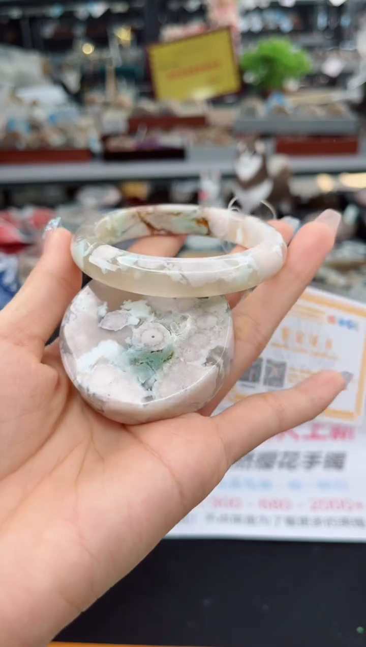 【闪购商品】石英质玉手镯未镶嵌54圈口（赠品镯心）6540009