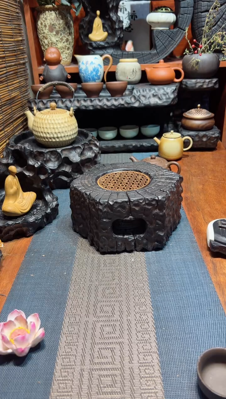 【闪购商品】香樟木木雕一物一拍