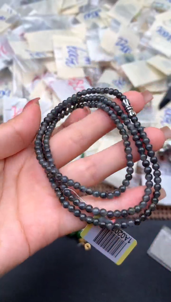 未镶嵌挂件翡翠1