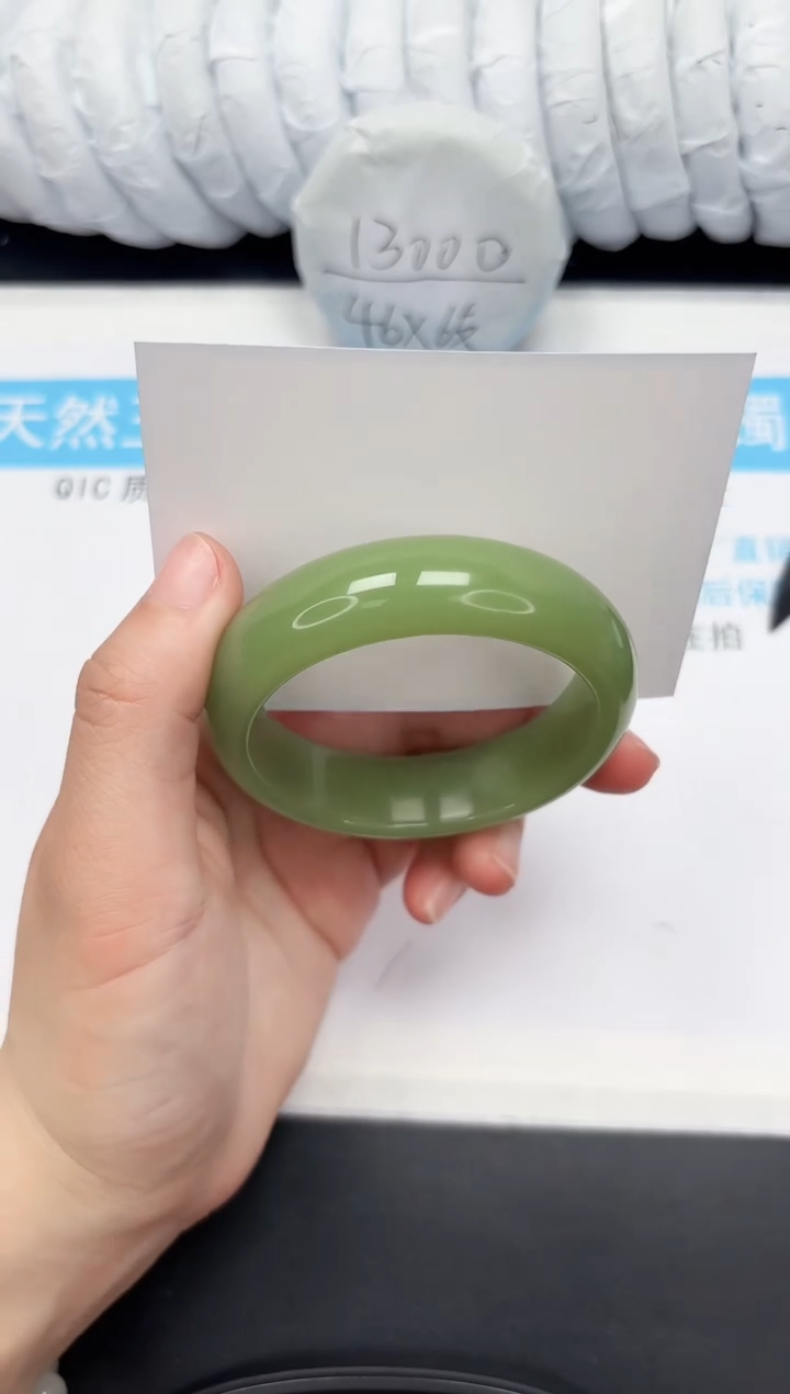 【闪购商品】石英质玉手镯未镶嵌124-56.7