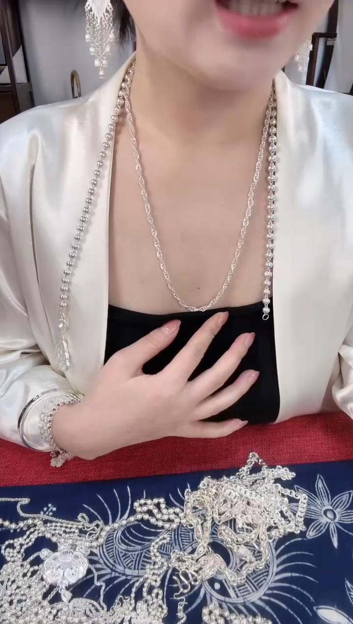 无足银足银水波链