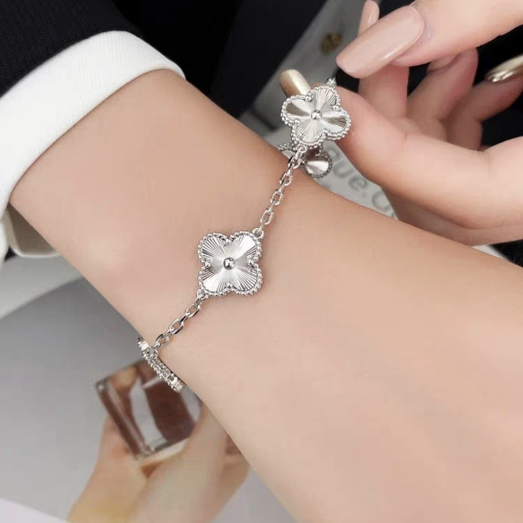 四叶草精品手链 无礼盒 YZ034