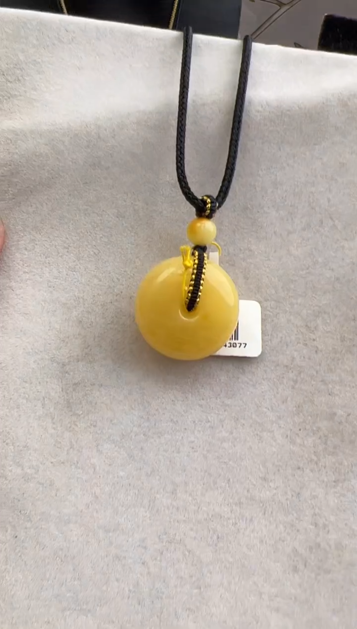 【闪购商品】琥珀裸石未镶嵌10216003-吊坠