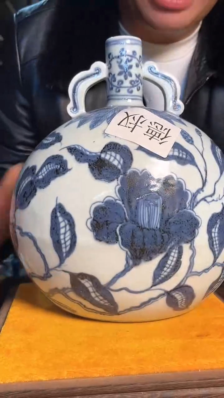 【闪购商品】瓷片32F现代工艺品一个