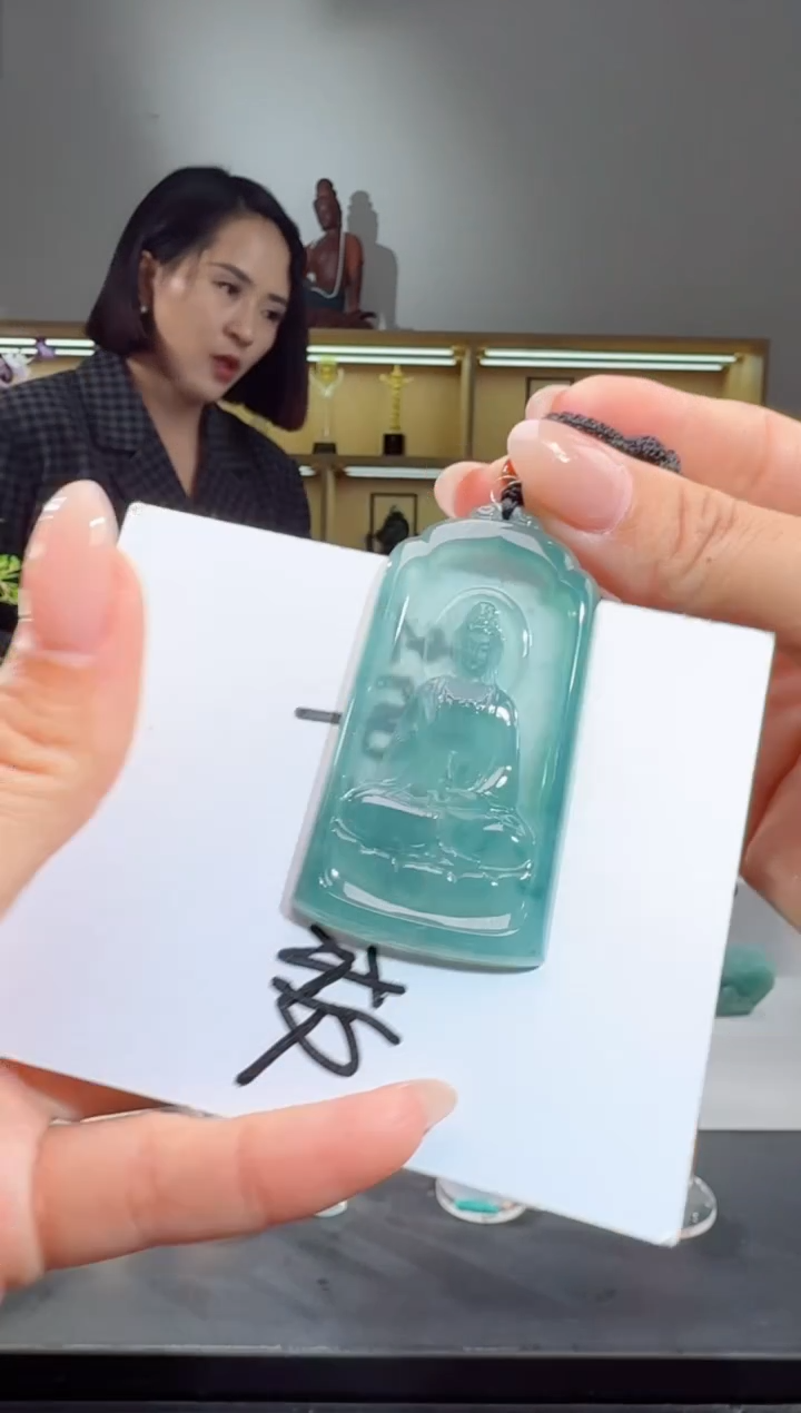 吊坠(不含链)未镶嵌翡翠观音