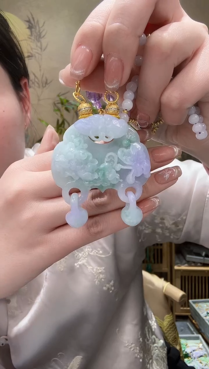 【闪购商品】翡翠颈饰未镶嵌吊坠
