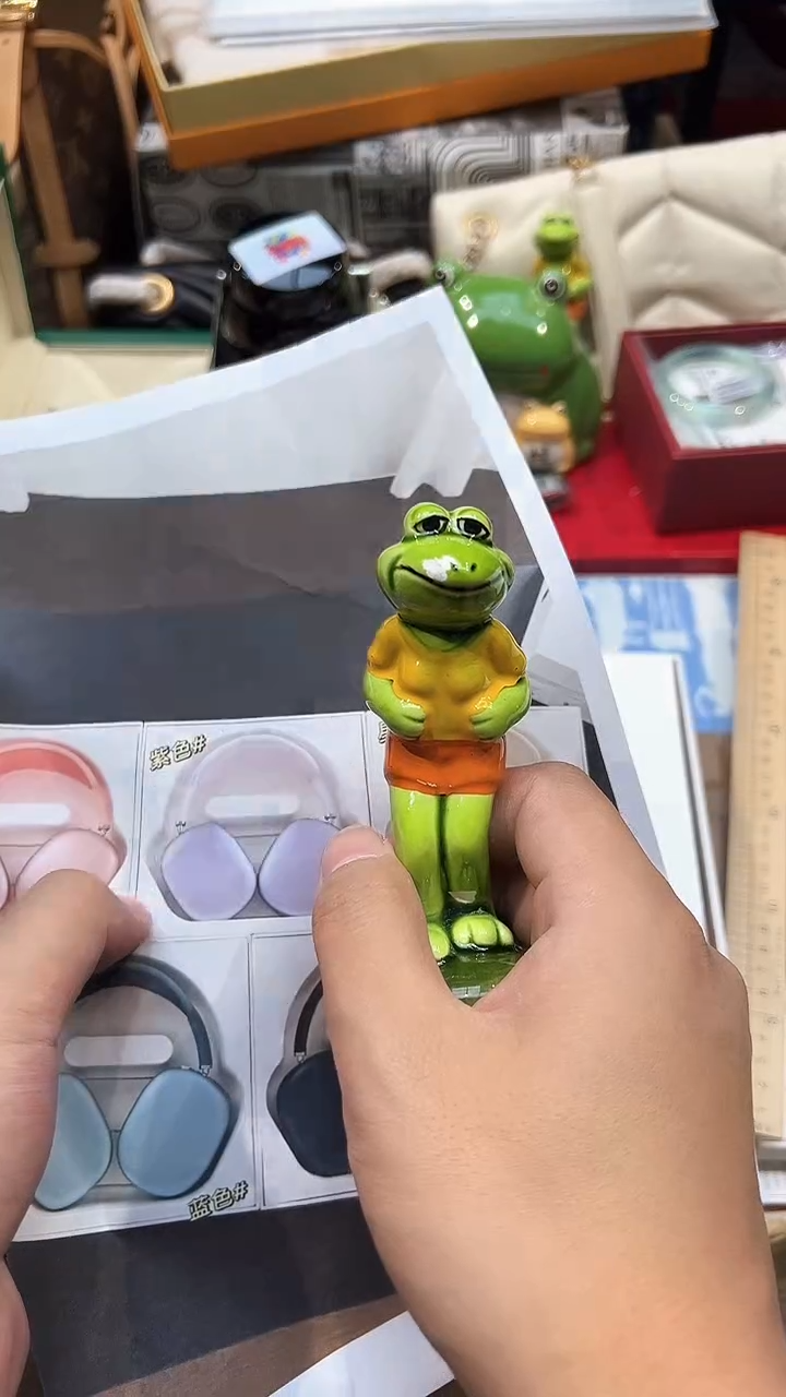 瓷片紫色.全球寻宝高端瓷儿