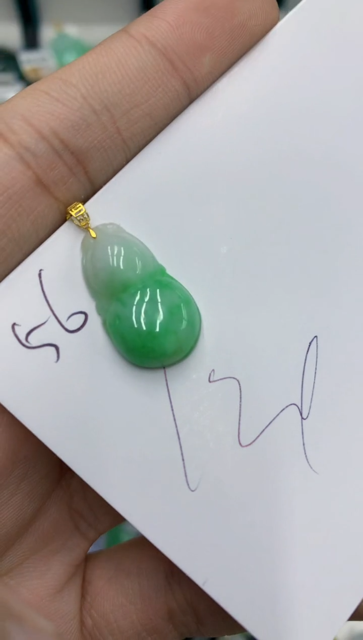 【闪购商品】翡翠颈饰18K金镶嵌翡翠