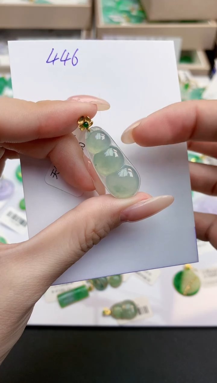 颈饰18K金镶嵌翡翠天然缅甸A货翡翠