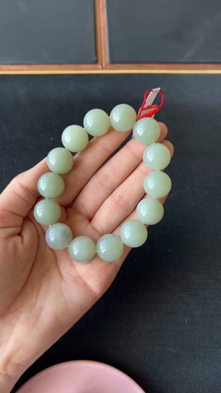 【闪购商品】和田玉手串未镶嵌且末微色差近矿卡16