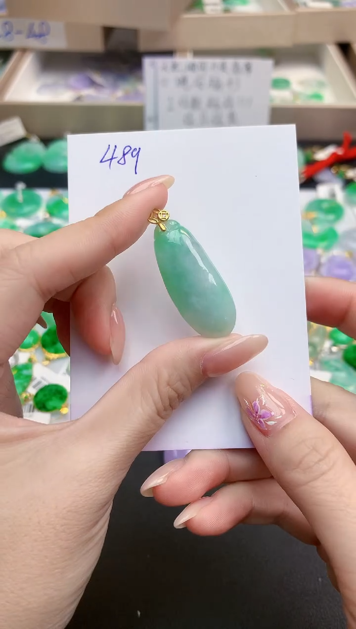 颈饰未镶嵌翡翠天然缅甸A货翡翠