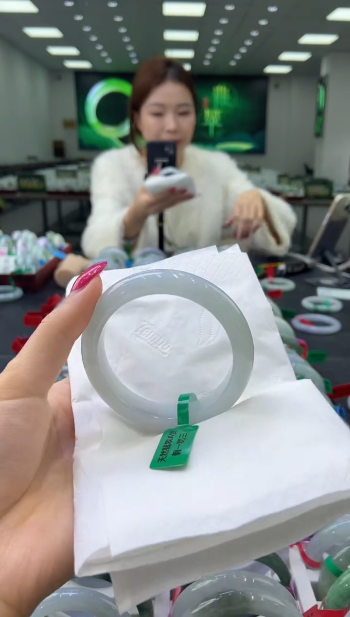 未镶嵌手镯翡翠0059223