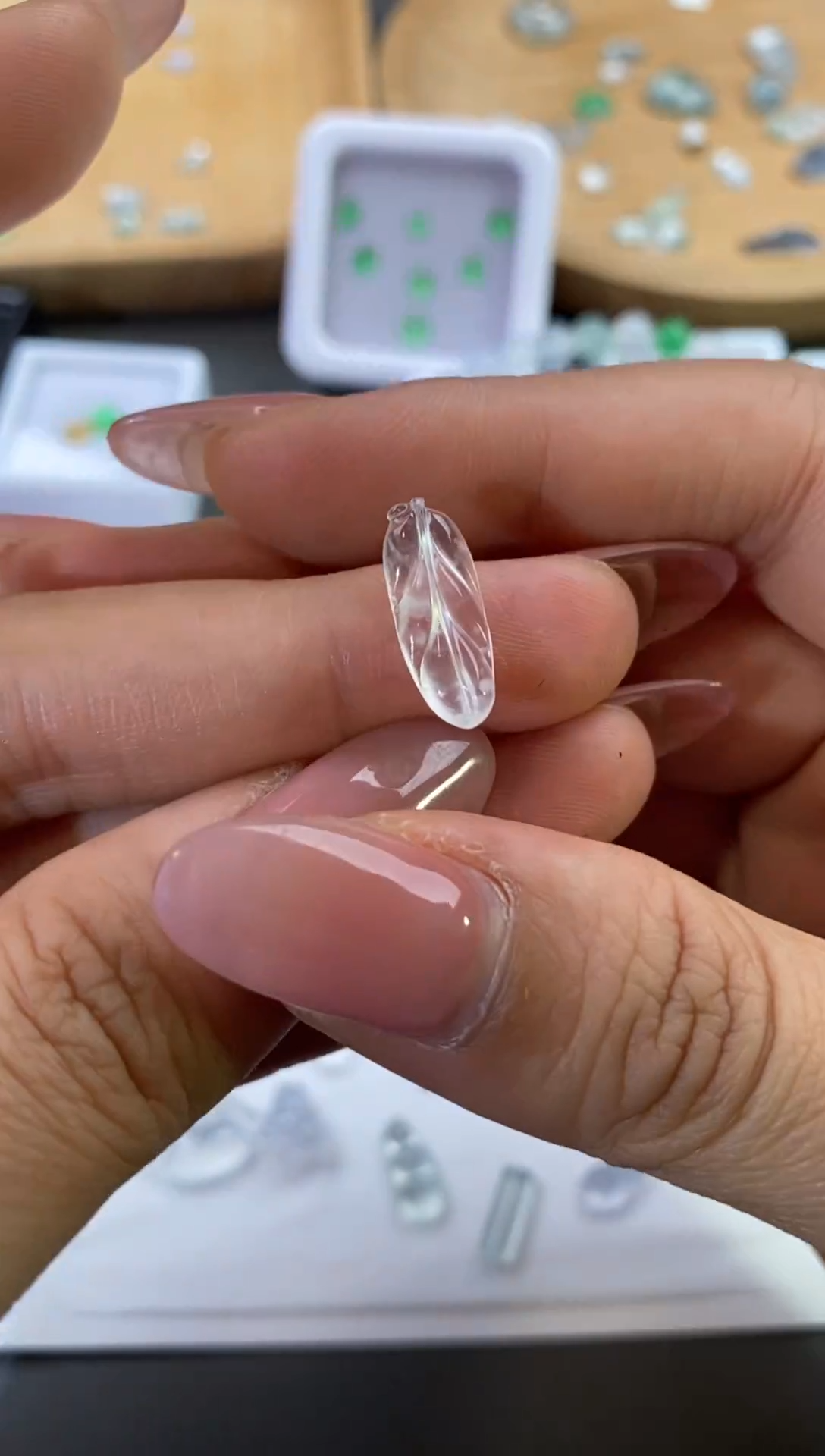 未镶嵌裸石翡翠叶子