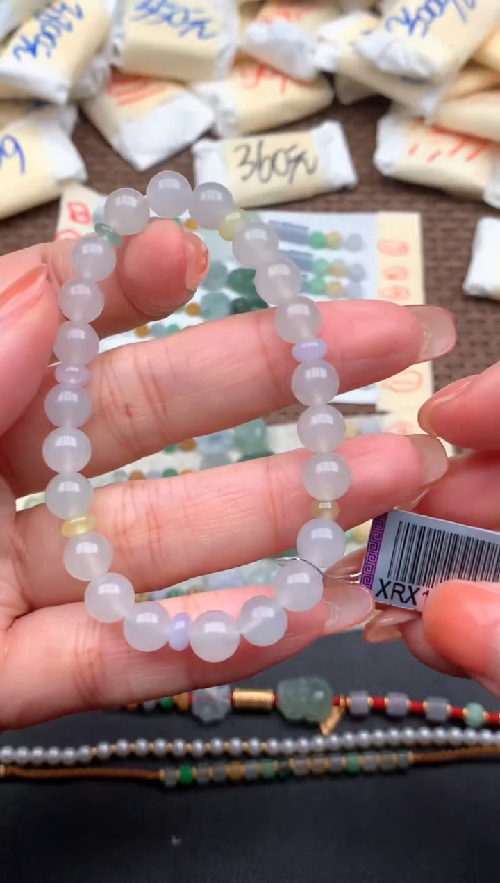 未镶嵌挂件翡翠1