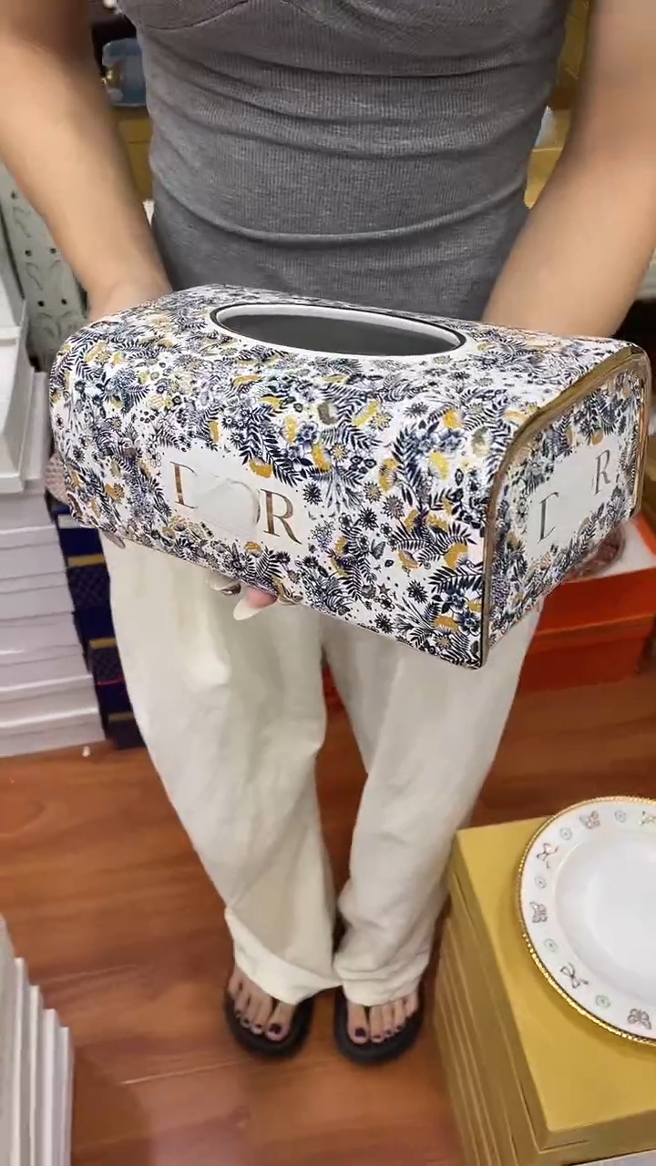 鸿辉家品牌瓷器，京东包邮！