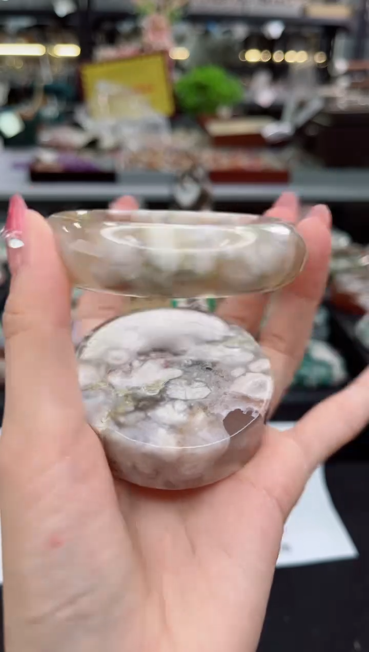 【闪购商品】石英质玉手镯未镶嵌60圈口（赠品镯心）3571244