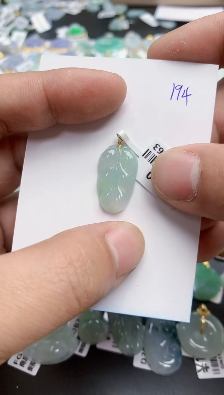 【闪购商品】翡翠颈饰18K金镶嵌天然缅甸翡翠A货