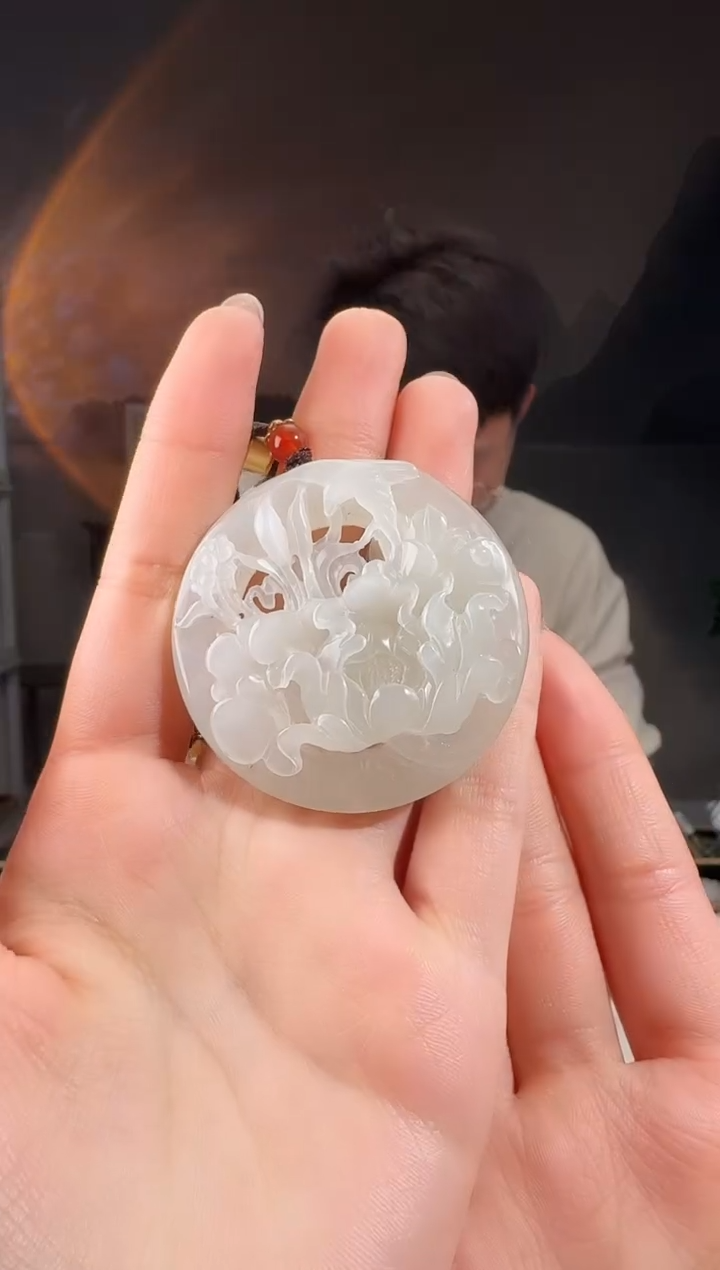 颈饰未镶嵌和田玉花牌卡50