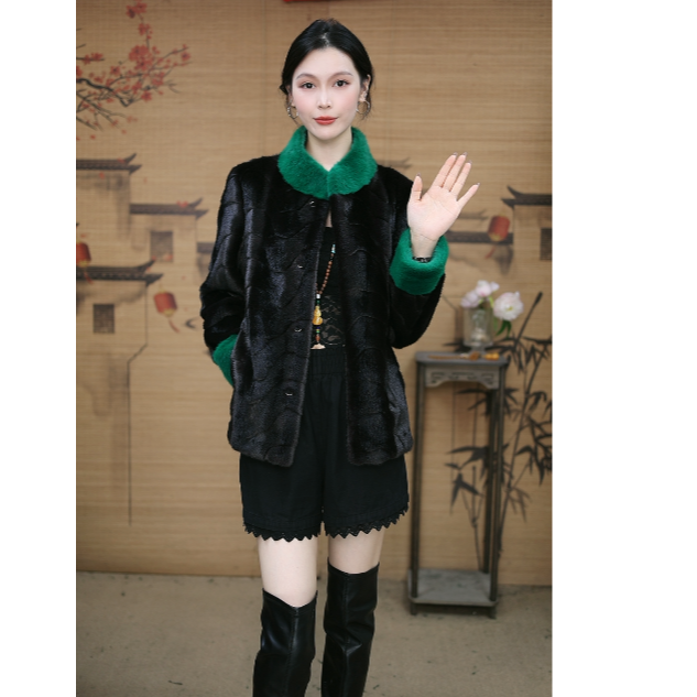 【蓝夫人家】立领洋气气质短款外套显瘦气质秋冬款时尚24931