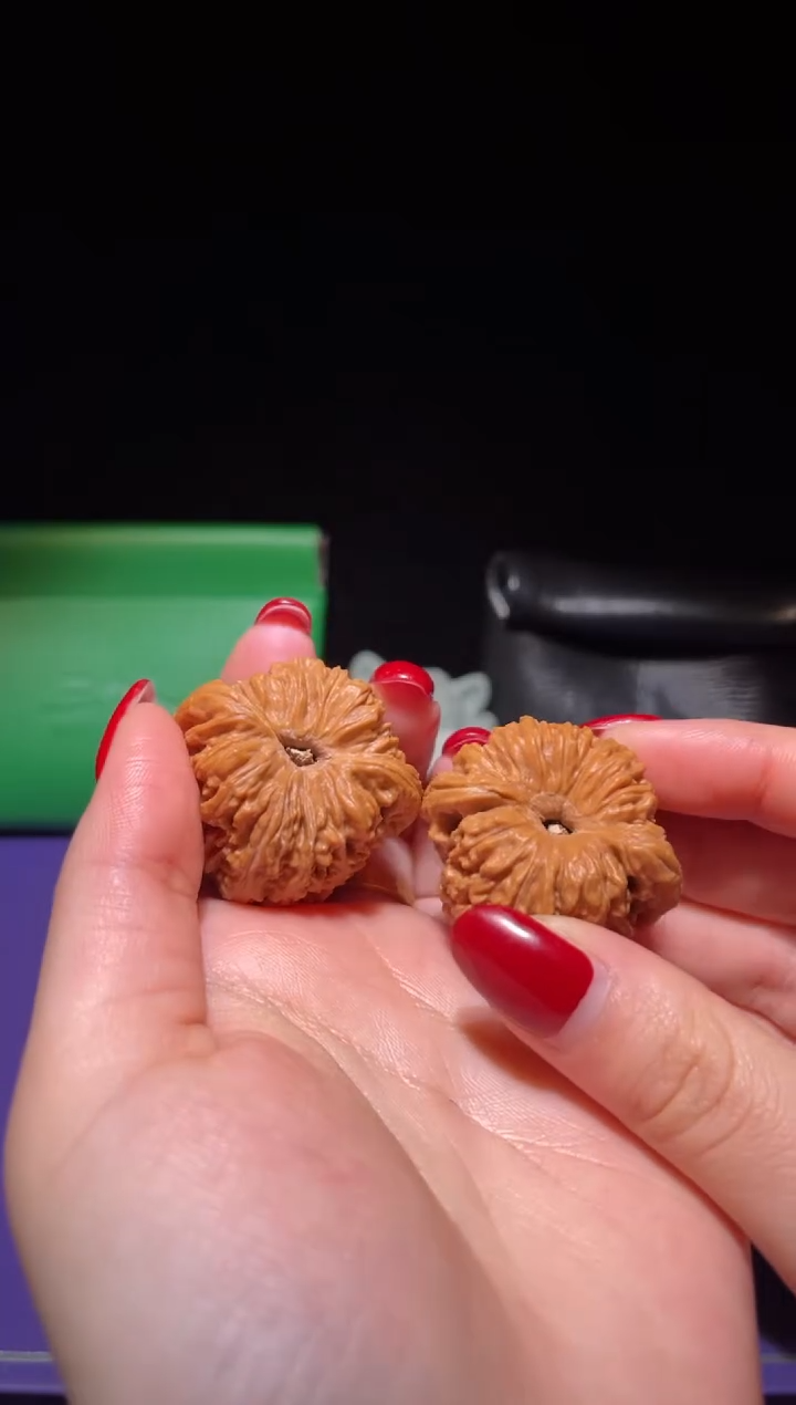 吊坠文玩核桃32号凹底南疆37尺寸