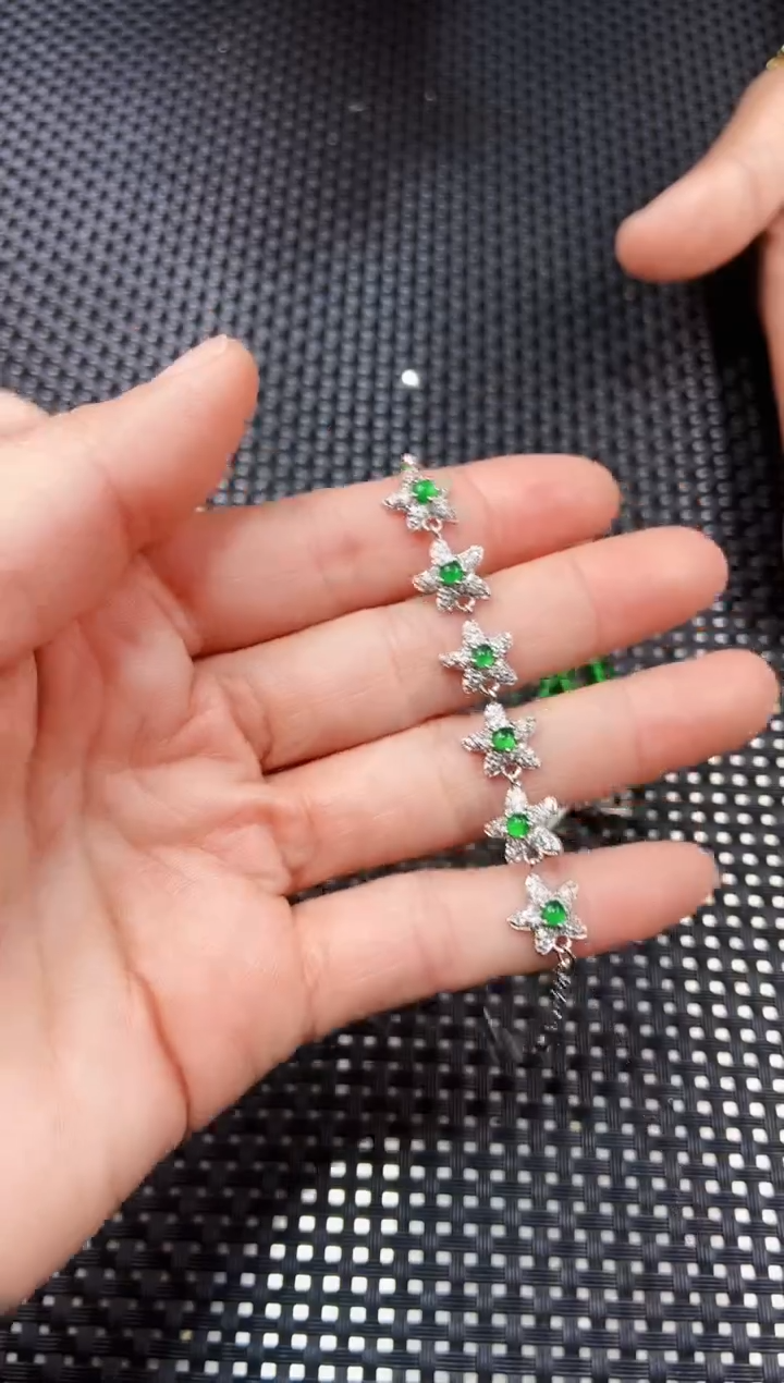 【闪购商品】翡翠手链未镶嵌111111111