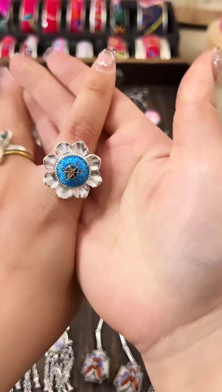 【闪购商品】织绣民族风老绣饰品509