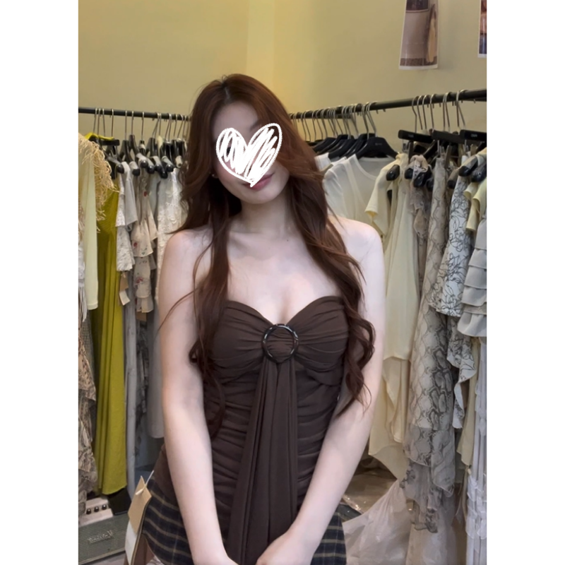 2025年夏季爆款高级设计感抹胸无袖背心修身显瘦纯欲辣妹百搭上衣