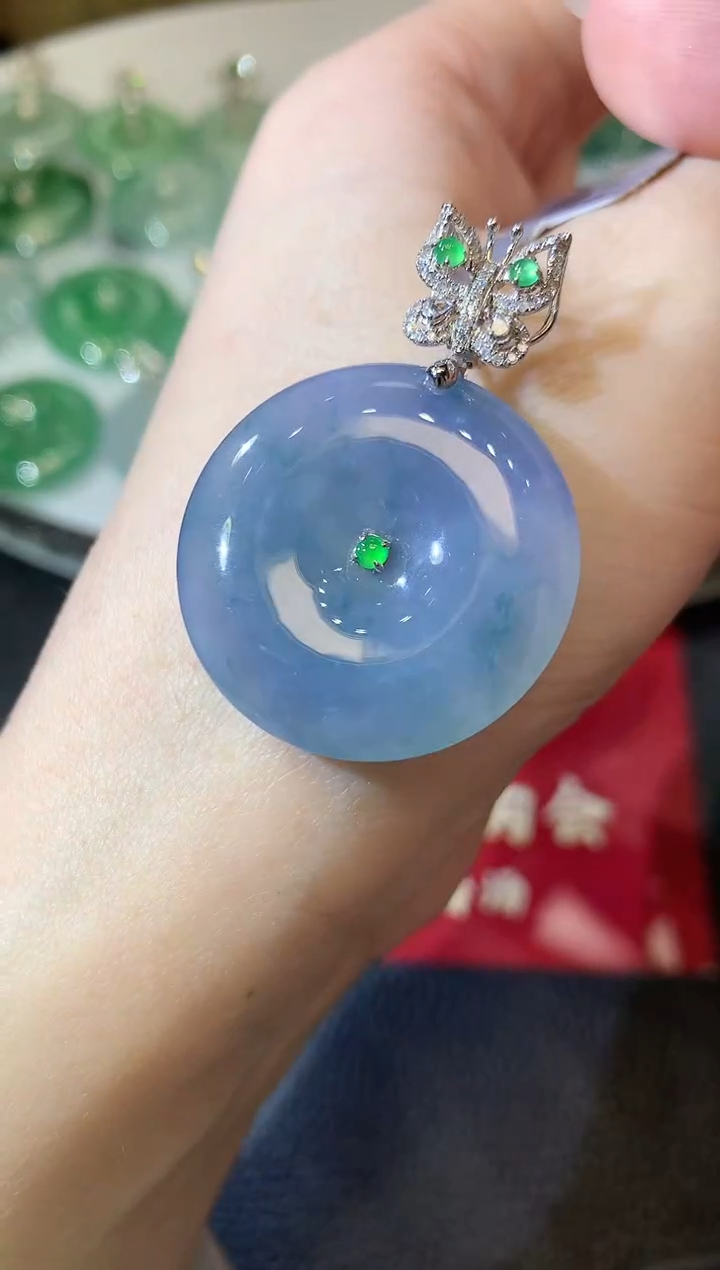 【闪购商品】翡翠吊坠(不含链)18K金镶嵌A37 紫货有一定色差 不退换