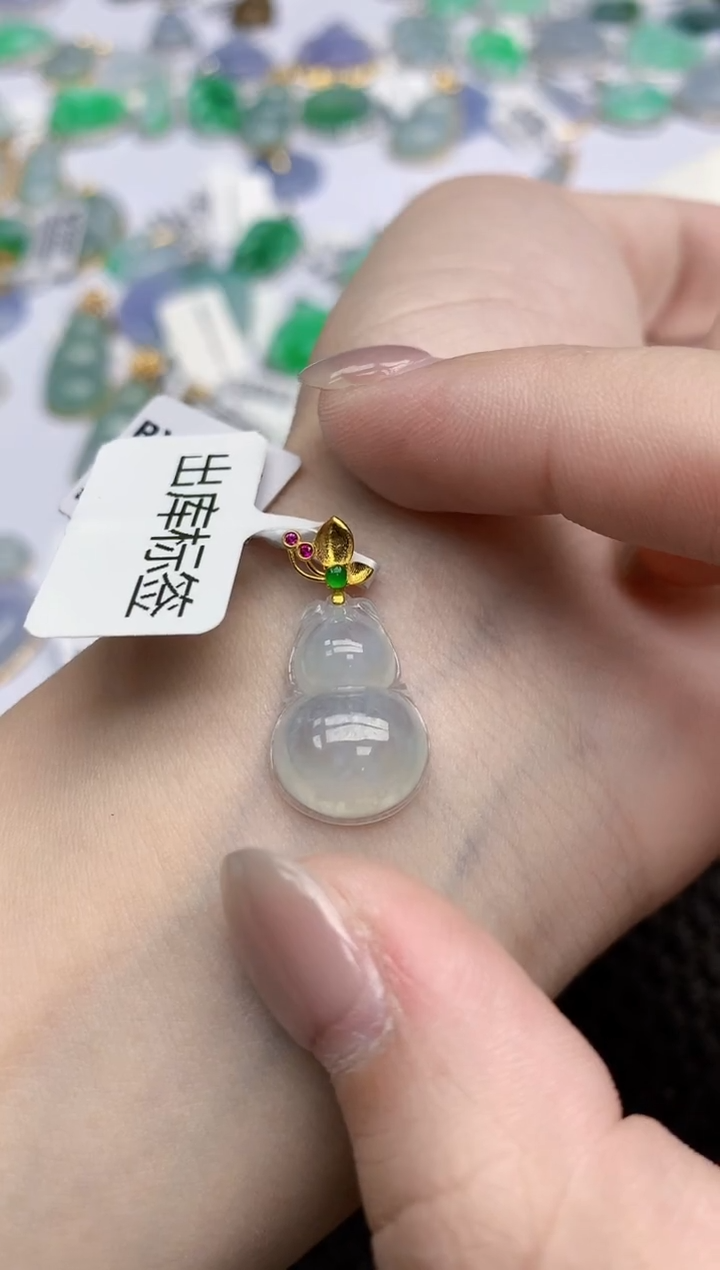 【闪购商品】翡翠颈饰18K金镶嵌天然翡翠A货