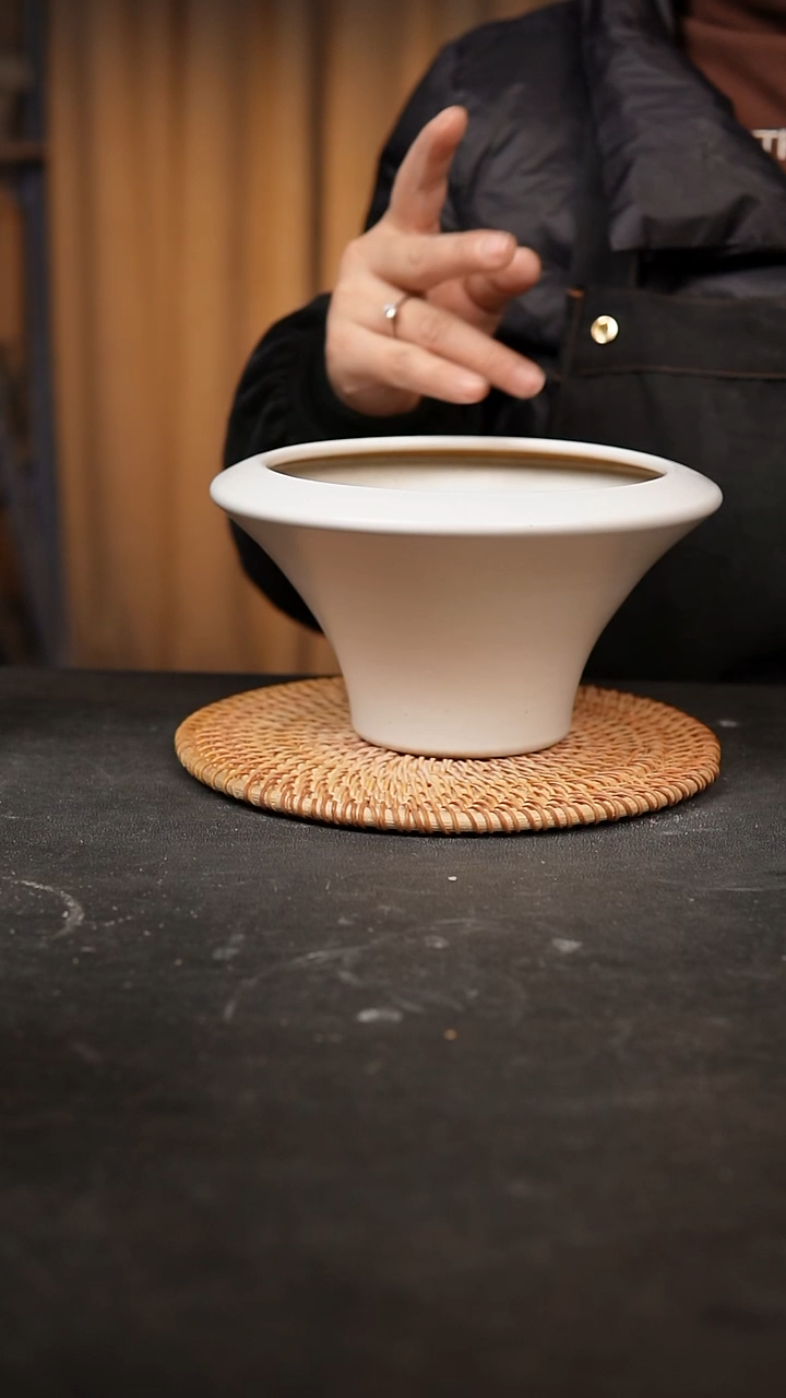 【闪购商品】瓷片   泥泥手工花盆口14高10