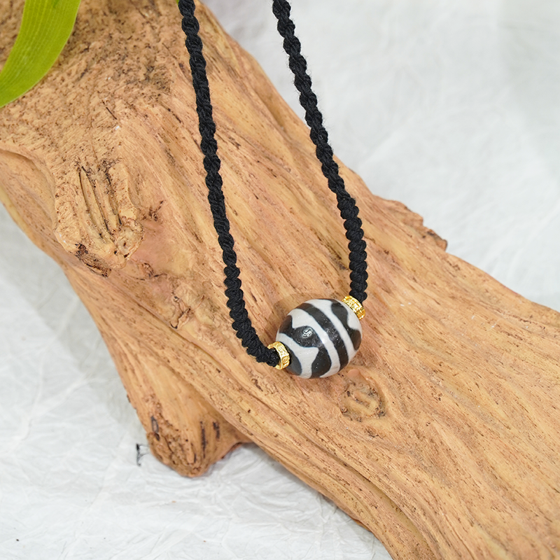 TZ464天然玛瑙黑白双牙牙可调节吊坠