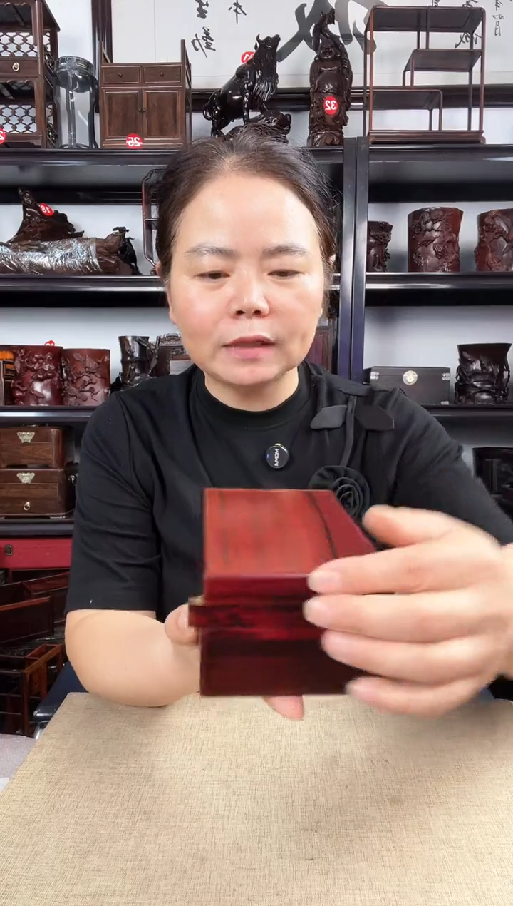 木老李红木工艺品