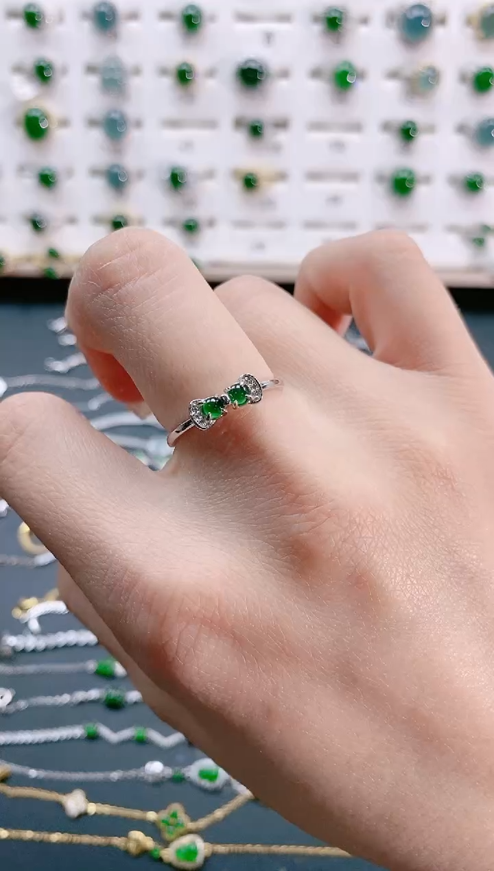 【闪购商品】翡翠戒指银S925镶嵌天然翡翠