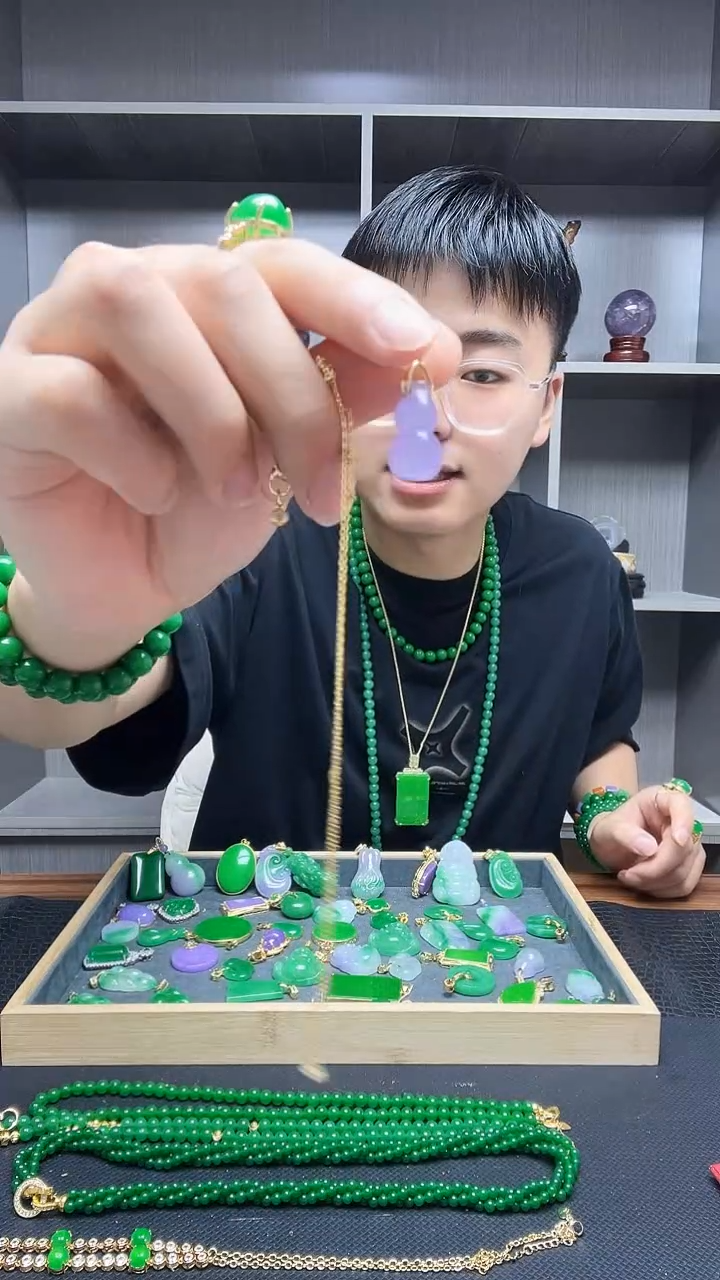 翡翠14K金镶嵌吊坠(赠链)吊坠