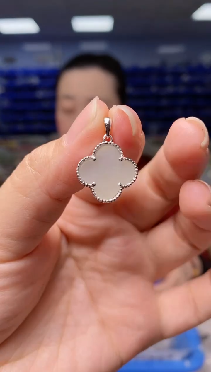 【闪购商品】和田玉吊坠(不含链)银S925镶嵌   DZ5668