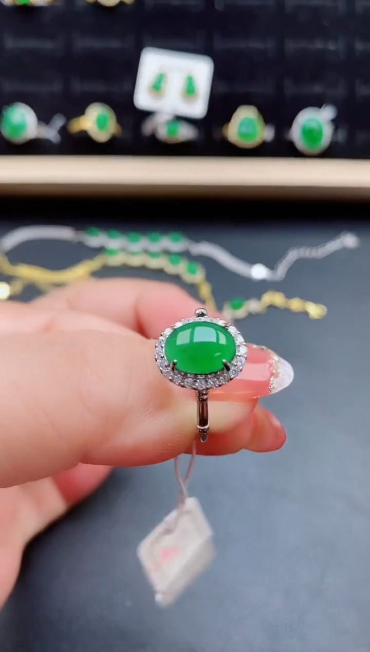【闪购商品】翡翠戒指银S925镶嵌12121