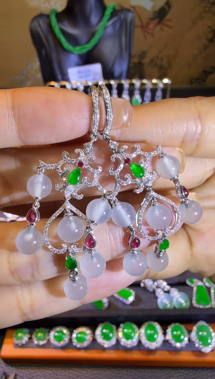 【闪购商品】翡翠耳饰18K金镶嵌玻璃种珠珠