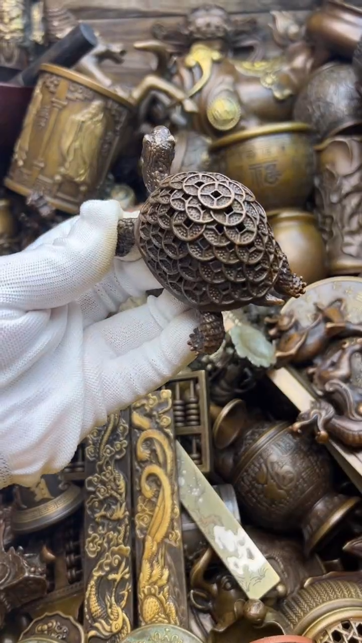 精美铜器，点击下单