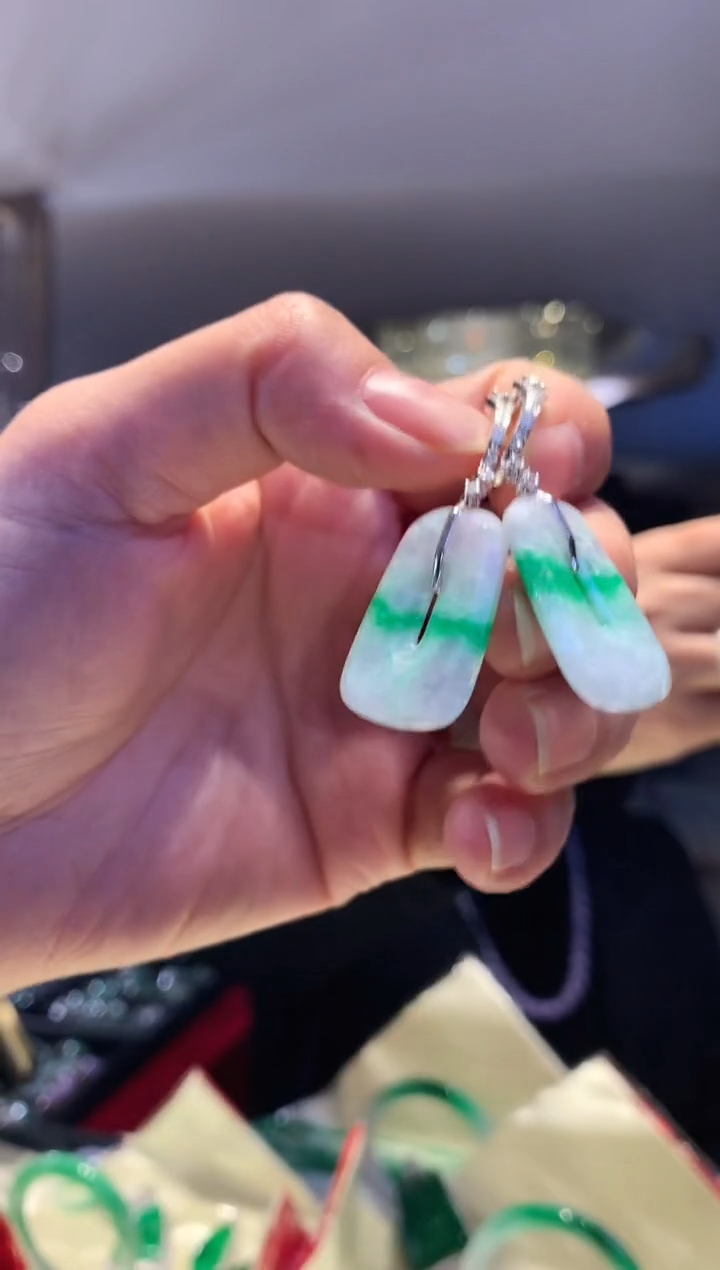 【闪购商品】翡翠耳饰18K金镶嵌耳饰