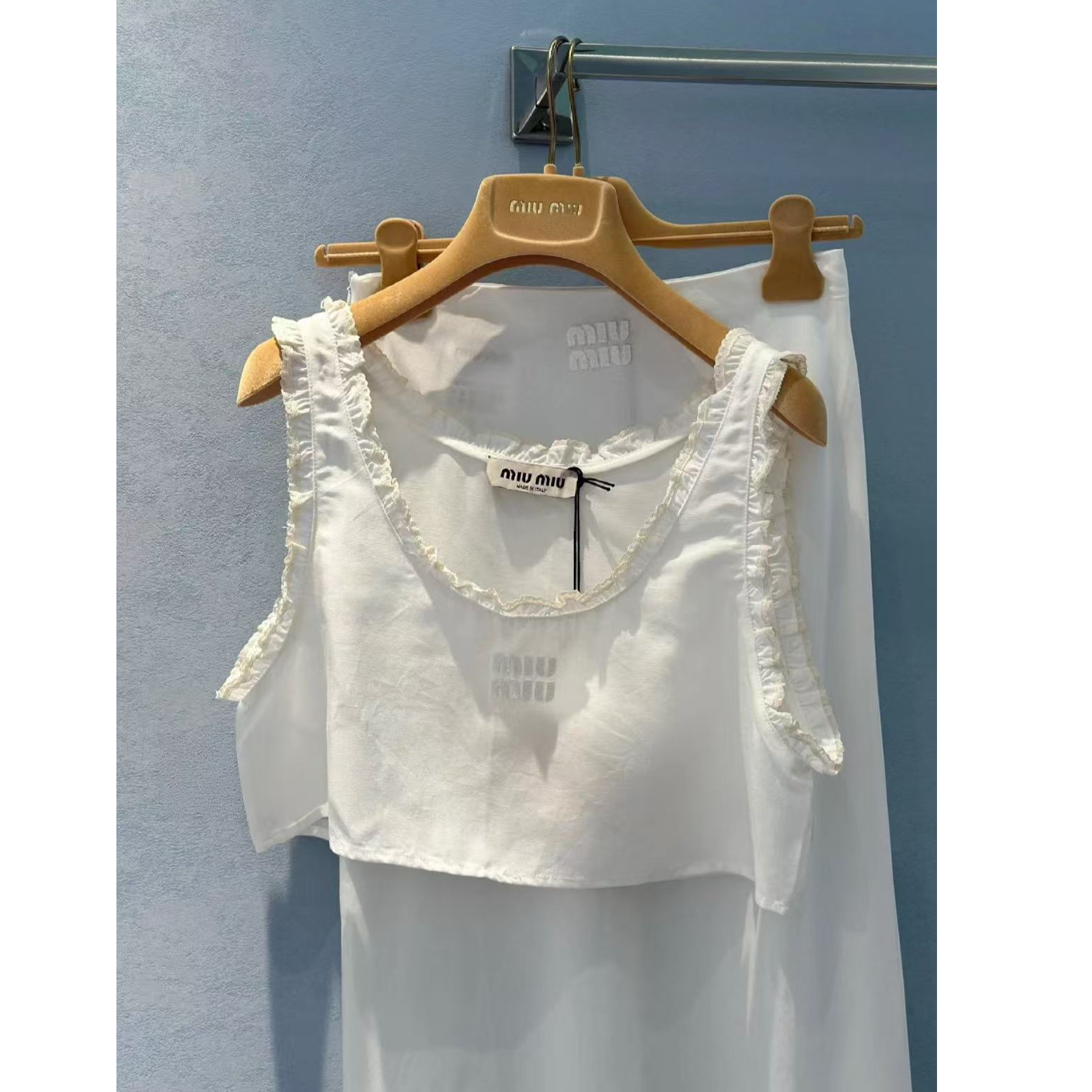 未使用 MIU MIU/缪缪 双双臻选/vv03046/缪缪背心/36