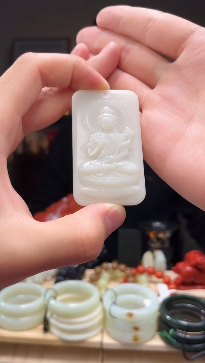 颈饰未镶嵌和田玉喵****^吊坠