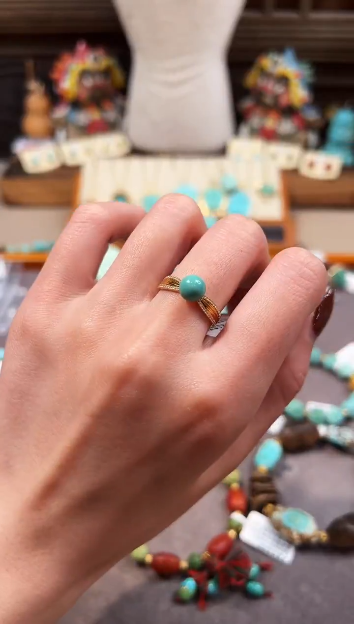 18K金镶嵌绿松石戒指绿松石戒指