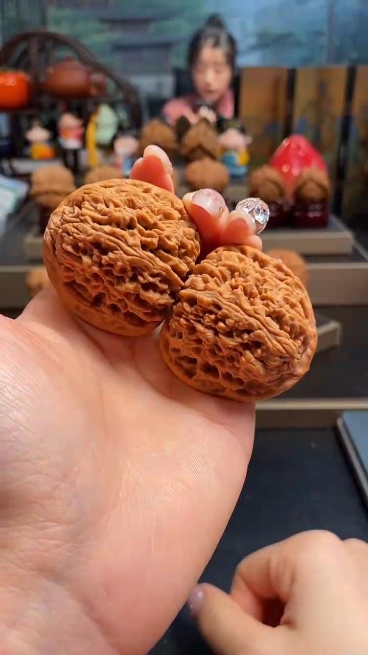 【闪购商品】文玩核桃吊坠K192南疆石43