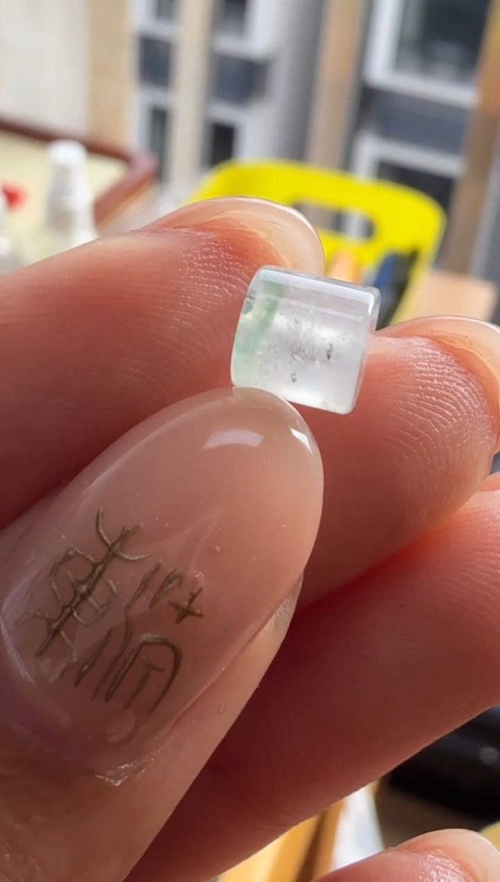 未镶嵌定制翡翠5.8*6.1桶珠200+20